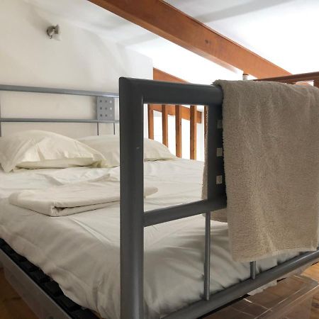 Meuble De Tourisme 2 Etoiles 40 Cours Napoleon Apartment Аячо Екстериор снимка