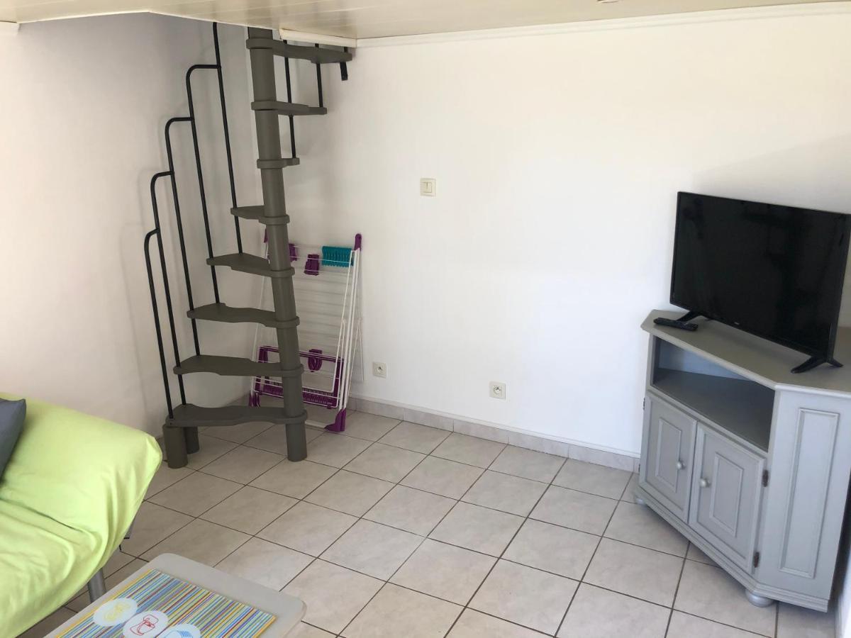 Meuble De Tourisme 2 Etoiles 40 Cours Napoleon Apartment Аячо Екстериор снимка