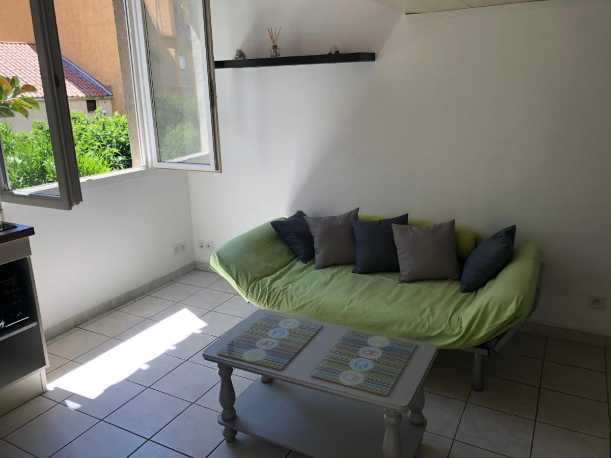 Meuble De Tourisme 2 Etoiles 40 Cours Napoleon Apartment Аячо Екстериор снимка