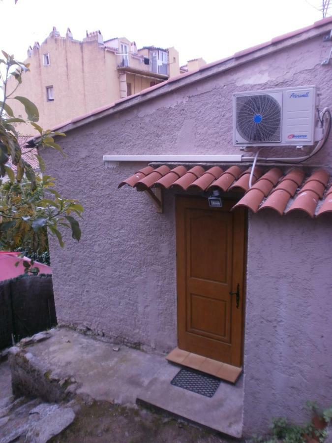 Meuble De Tourisme 2 Etoiles 40 Cours Napoleon Apartment Аячо Екстериор снимка